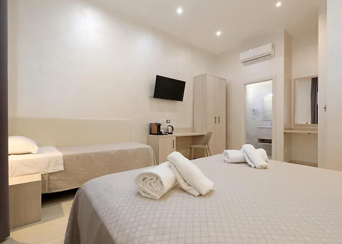 Luxury Little Chicago 4* Рим